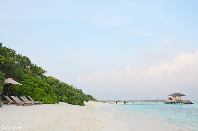 Malediwy wakacje Hanimaadhoo plaża